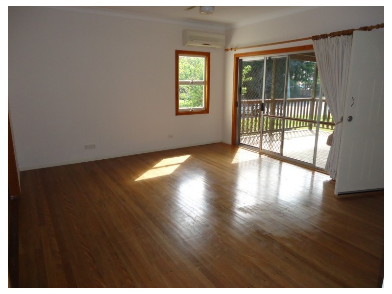 92 Boykambil Esplanade North, Hope Island QLD 4212