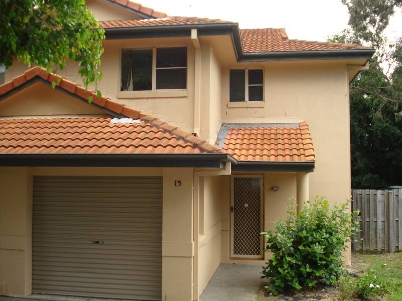 15/99 Greenacre Drive, Parkwood QLD 4214