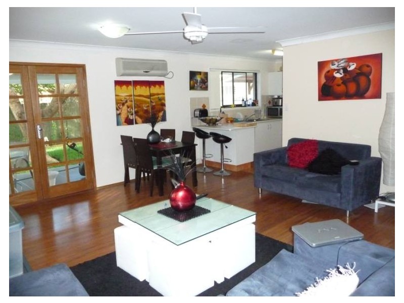 2/42 Howard Street, Runaway Bay QLD 4216