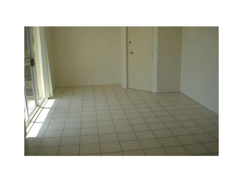 41/13 Brown Street, Labrador QLD 4215