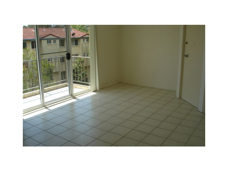 41/13 Brown Street, Labrador QLD 4215