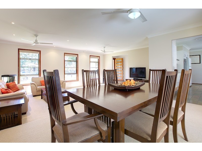 34 Burrendong Road, Coombabah QLD 4216