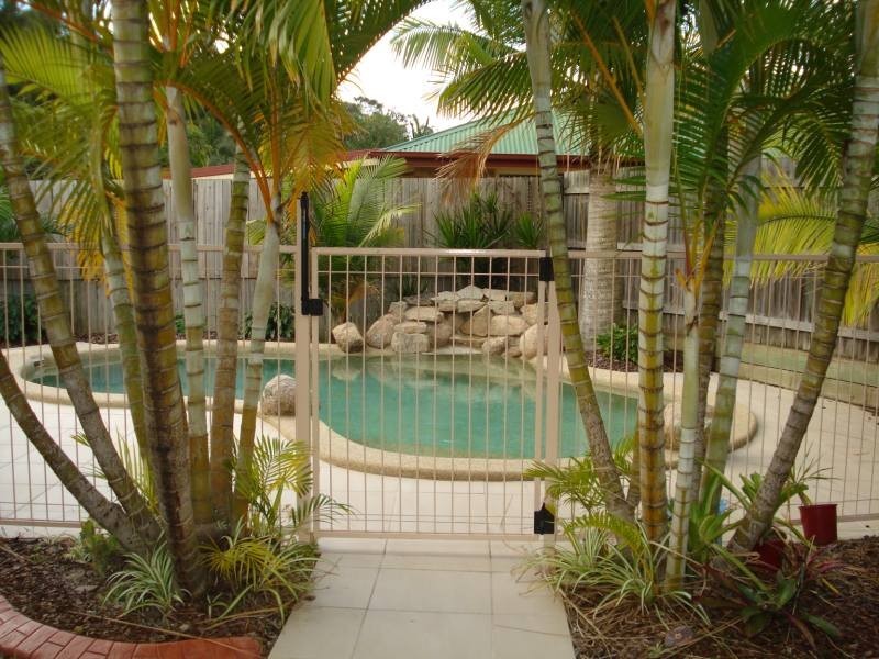 15 Whyalla Court, Helensvale QLD 4212