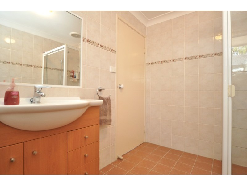 13 Esplanade West, Paradise Point QLD 4216