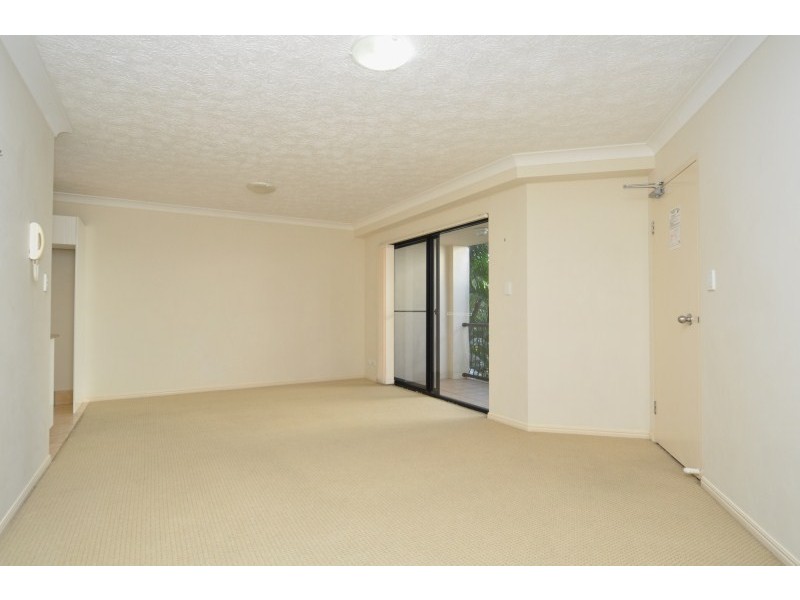 17/84 High Street, Southport QLD 4215