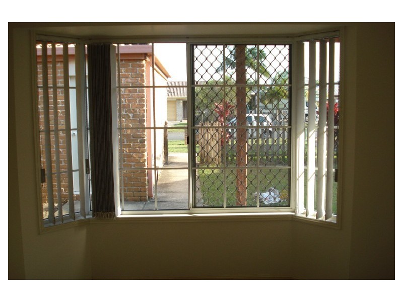 1/15 Liam Court, Labrador QLD 4215