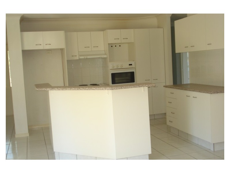 101 Monterey Keys Drive, Helensvale QLD 4212