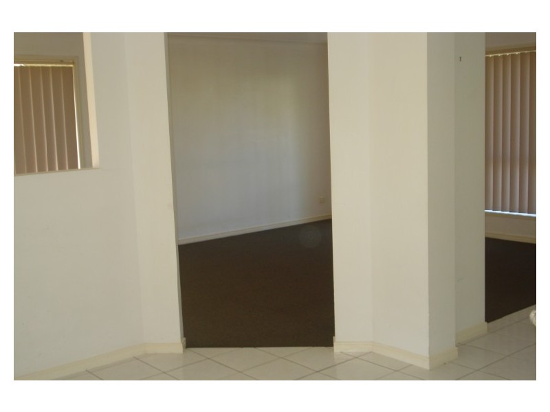 101 Monterey Keys Drive, Helensvale QLD 4212