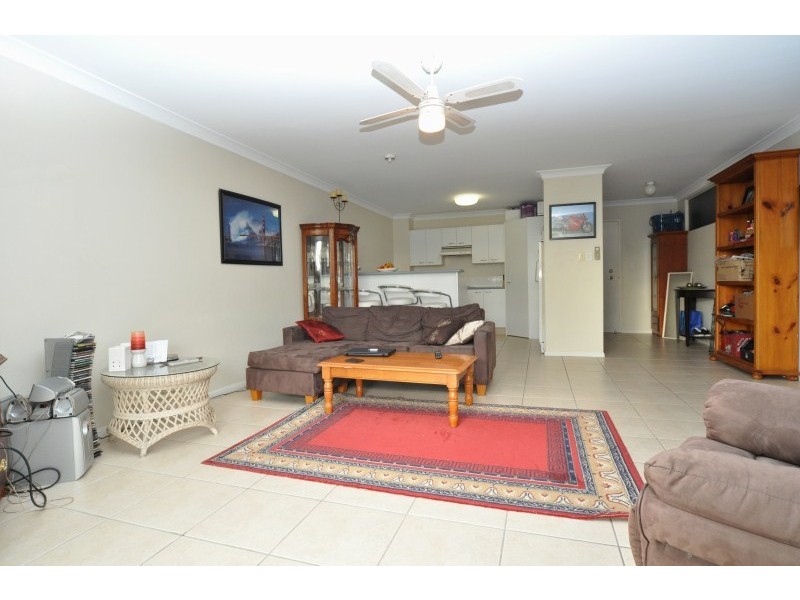 18/65 Bayview Street, Runaway Bay QLD 4216