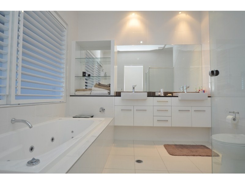 40/1 Manacor Place, Coombabah QLD 4216