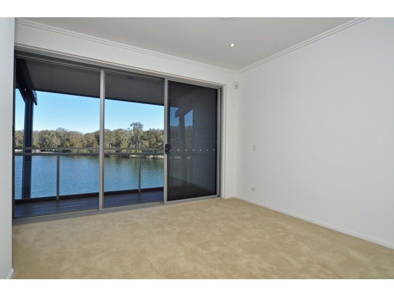 40/1 Manacor Place, Coombabah QLD 4216