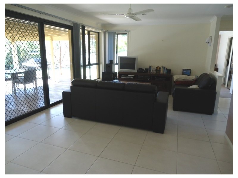 40 Lucille Ball Place, Parkwood QLD 4214