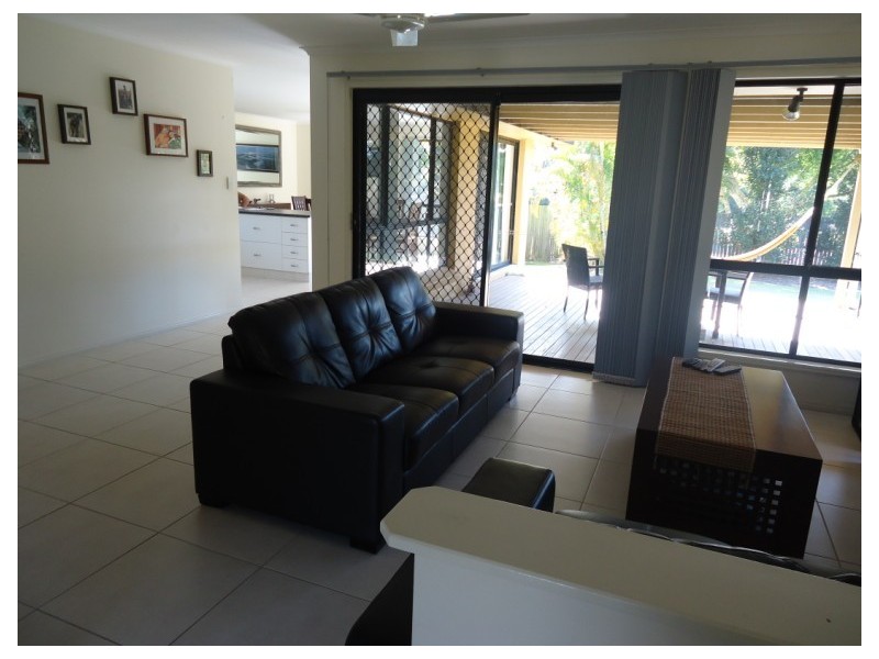 40 Lucille Ball Place, Parkwood QLD 4214