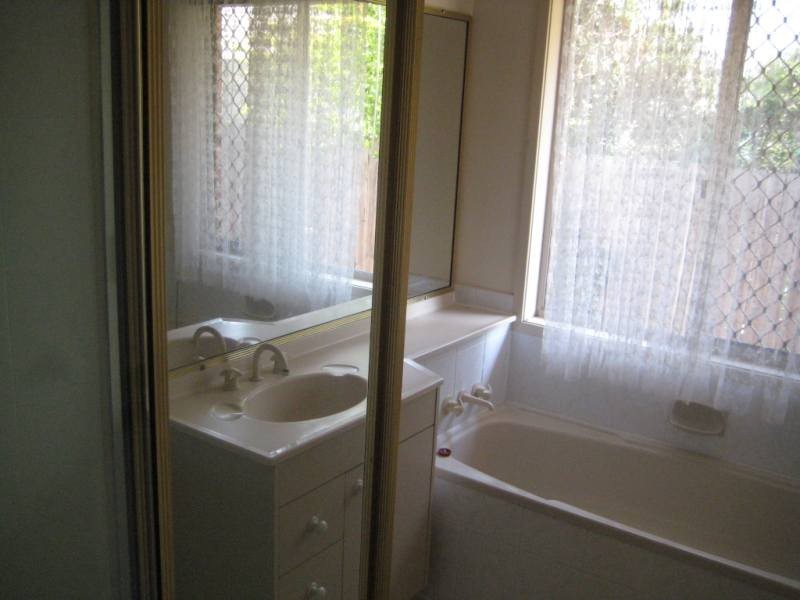 95 Mildura Drive, Helensvale QLD 4212