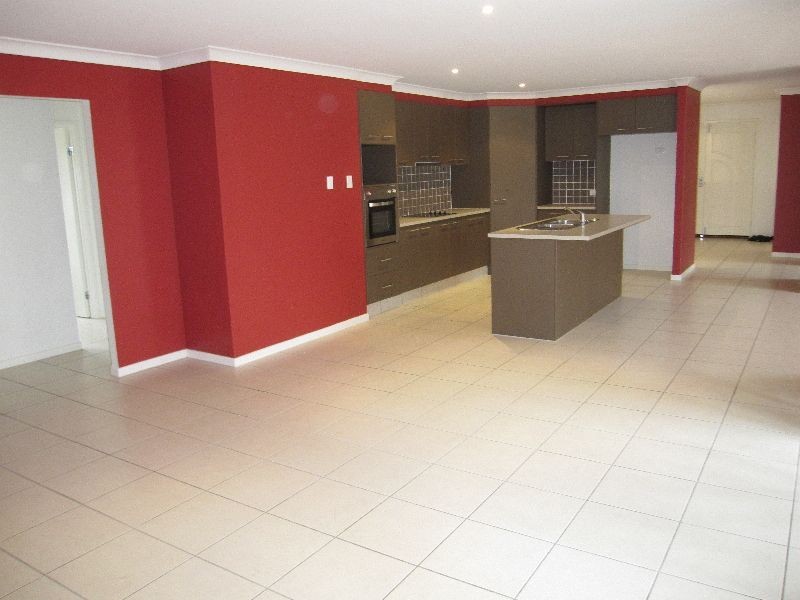 3 Lillypilly Court, Helensvale QLD 4212