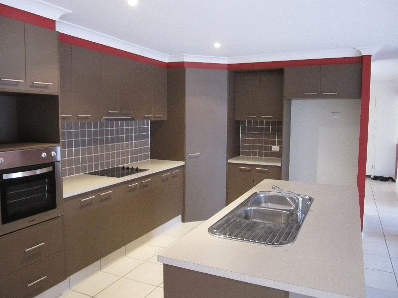 3 Lillypilly Court, Helensvale QLD 4212