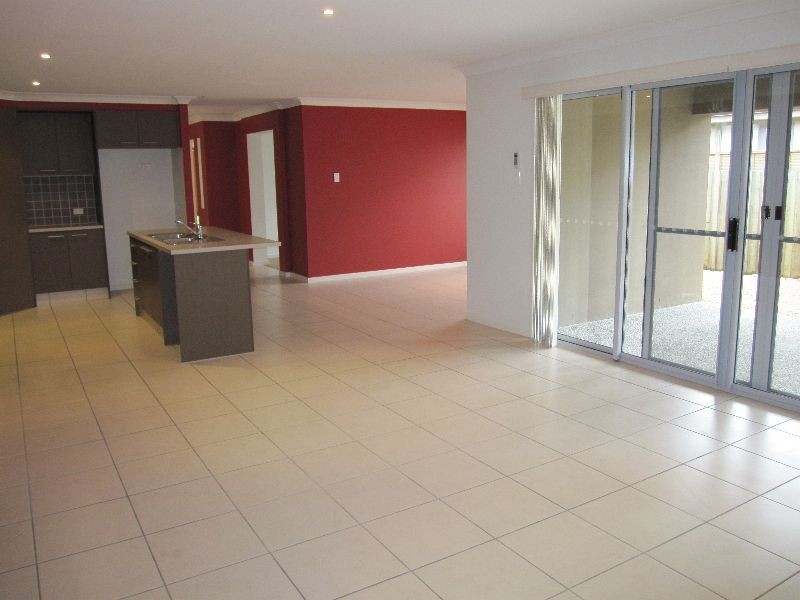 3 Lillypilly Court, Helensvale QLD 4212