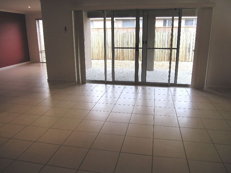 3 Lillypilly Court, Helensvale QLD 4212