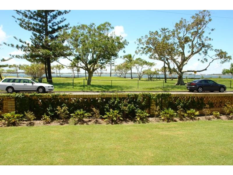 17/224 Marine Parade, Labrador QLD 4215