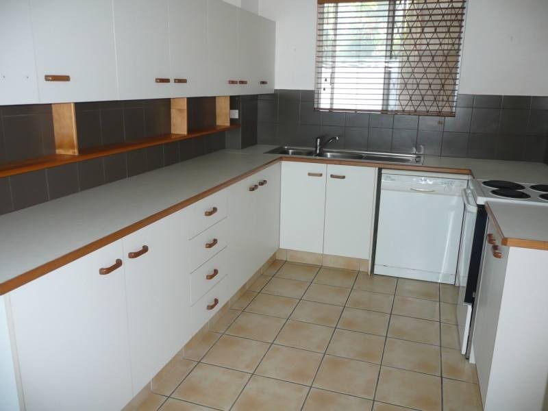 17/224 Marine Parade, Labrador QLD 4215