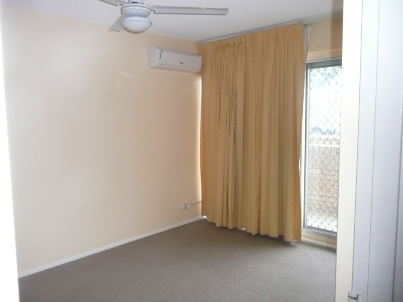 17/224 Marine Parade, Labrador QLD 4215