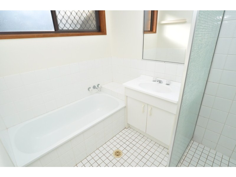 1/40 Kangaroo Avenue, Coombabah QLD 4216