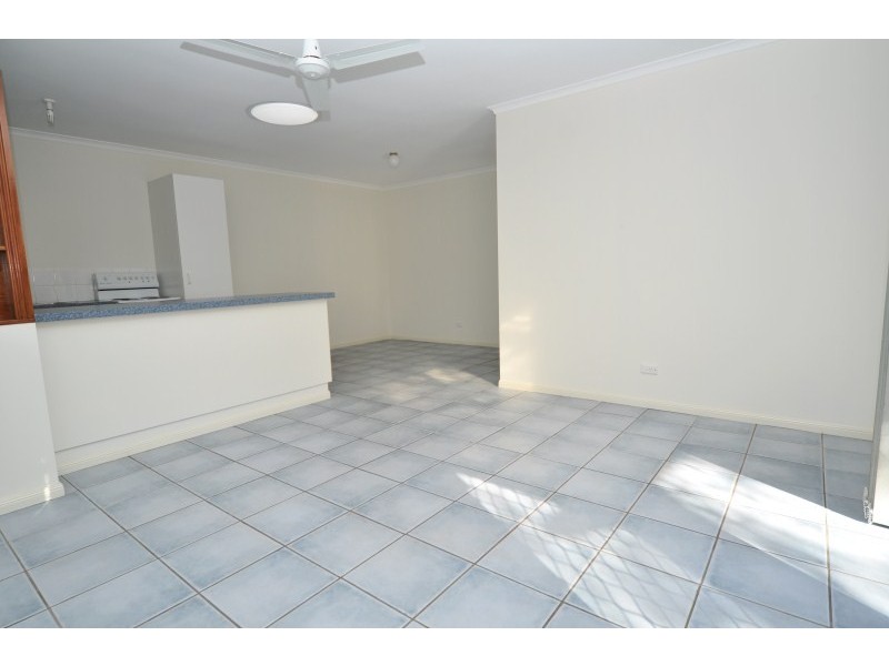 1/40 Kangaroo Avenue, Coombabah QLD 4216