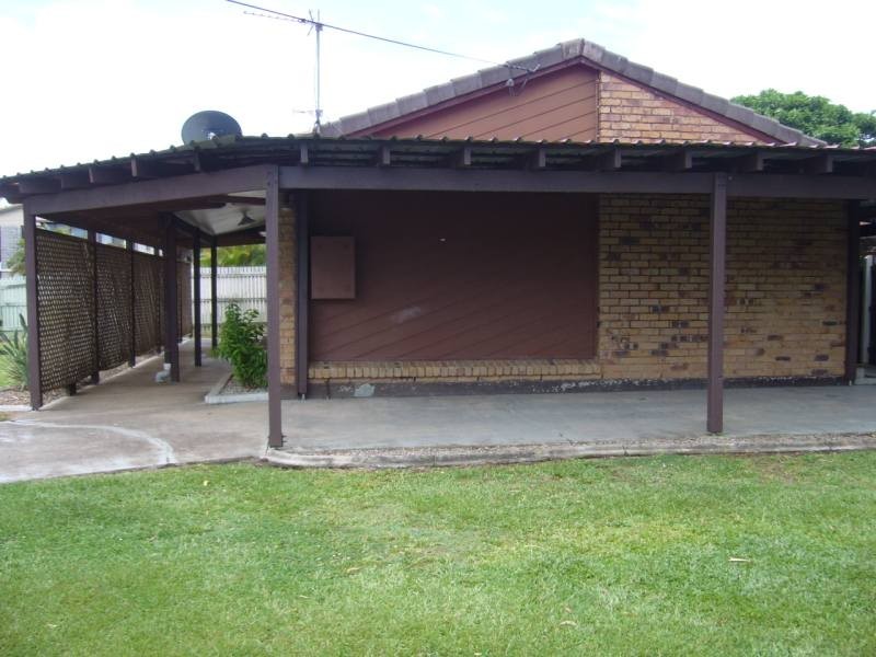 61 Usher Avenue, Labrador QLD 4215