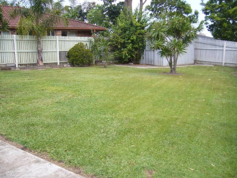 61 Usher Avenue, Labrador QLD 4215