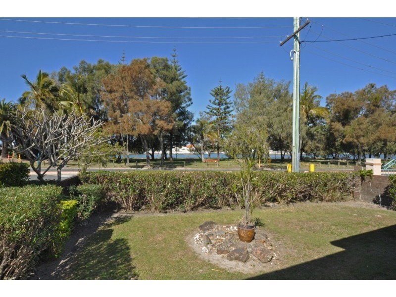 132 The Esplanade, Paradise Point QLD 4216