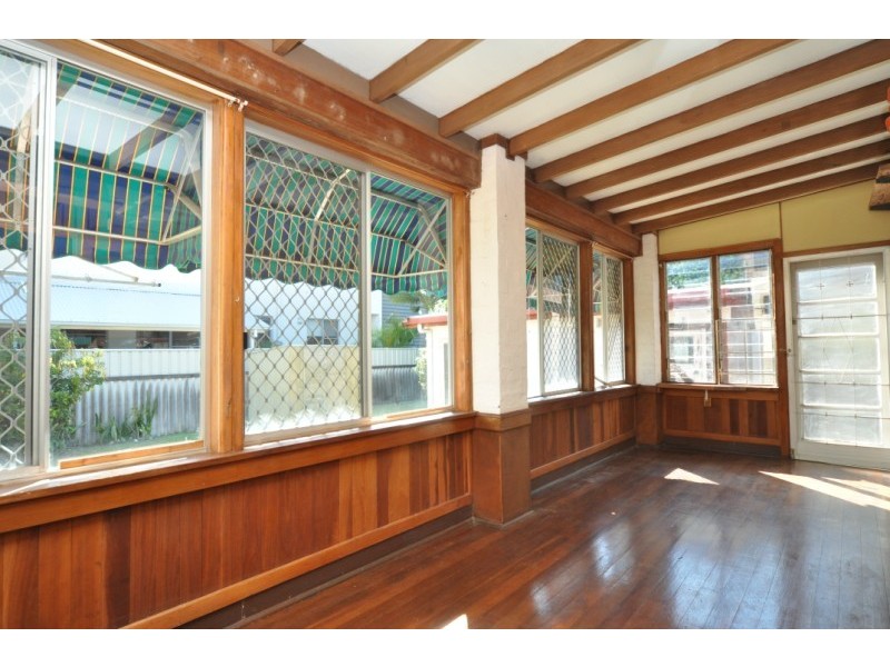 132 The Esplanade, Paradise Point QLD 4216