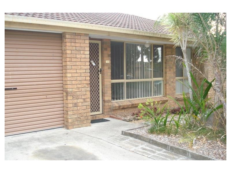 1/5 Waterbird Court, Coombabah QLD 4216