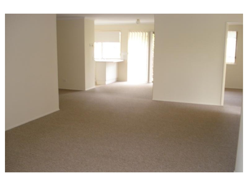 1/5 Waterbird Court, Coombabah QLD 4216