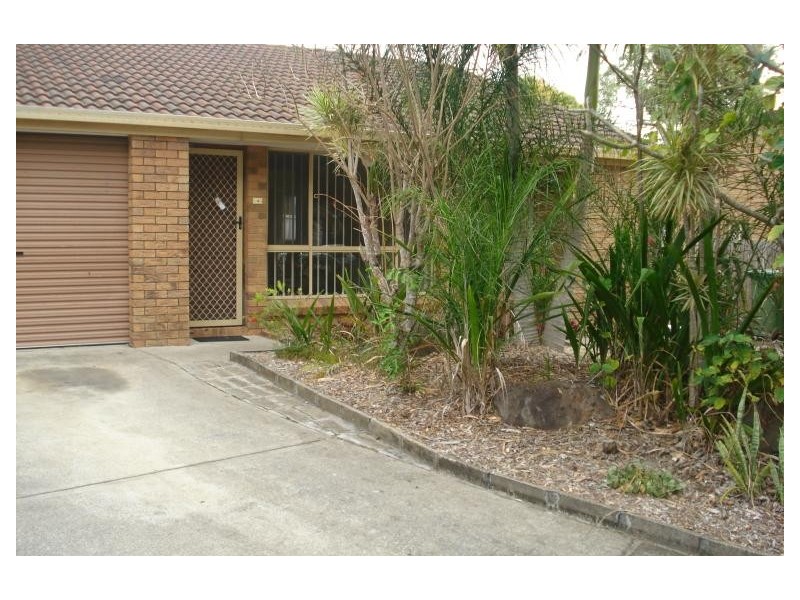 1/5 Waterbird Court, Coombabah QLD 4216