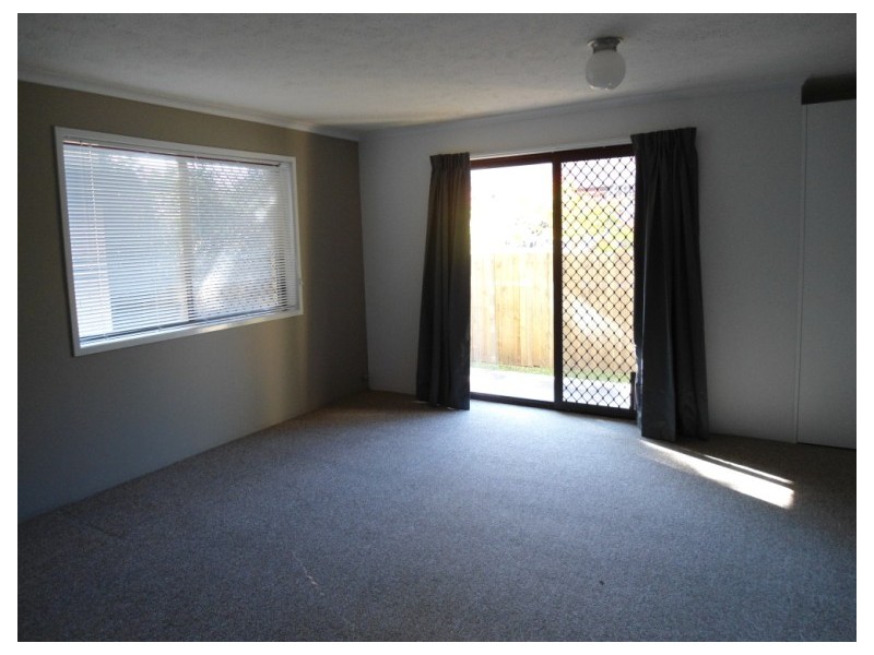 3/25 Ahern Street, Labrador QLD 4215
