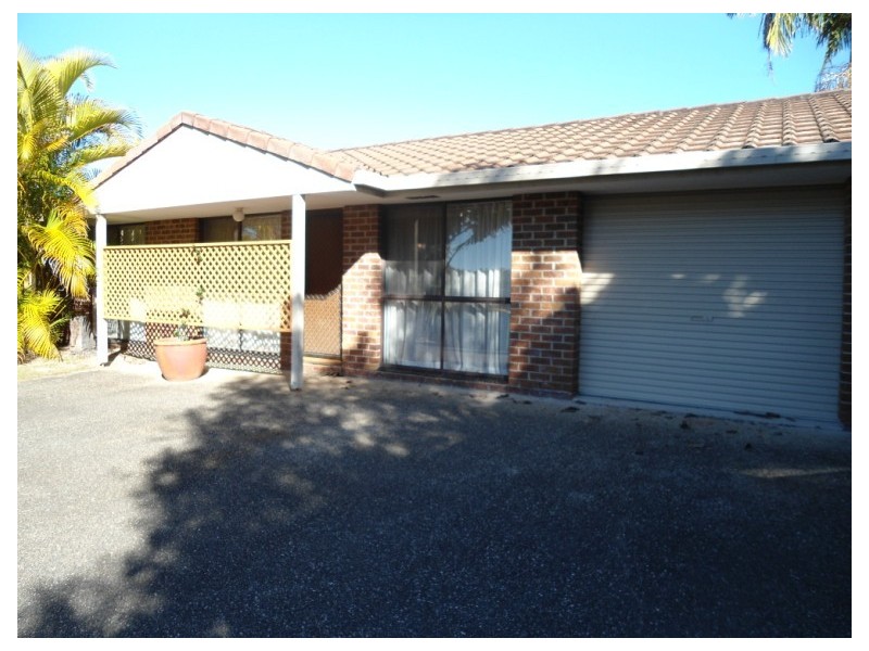 1/22 Nina Parade, Arundel QLD 4214