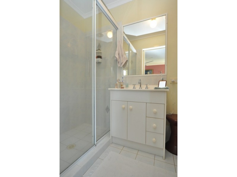 20 Babirra Street, Hope Island QLD 4212