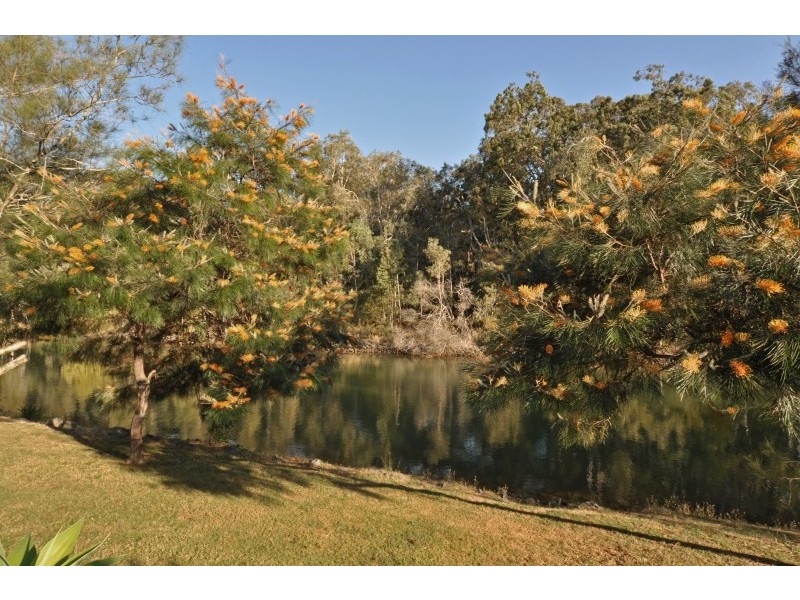 8 The Estuary, Coombabah QLD 4216