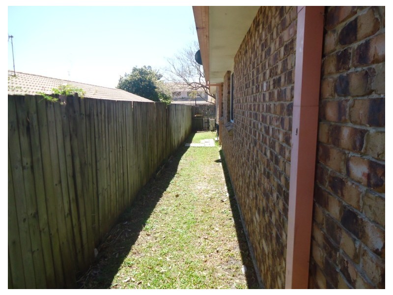 2/13 Kenny Drive, Labrador QLD 4215