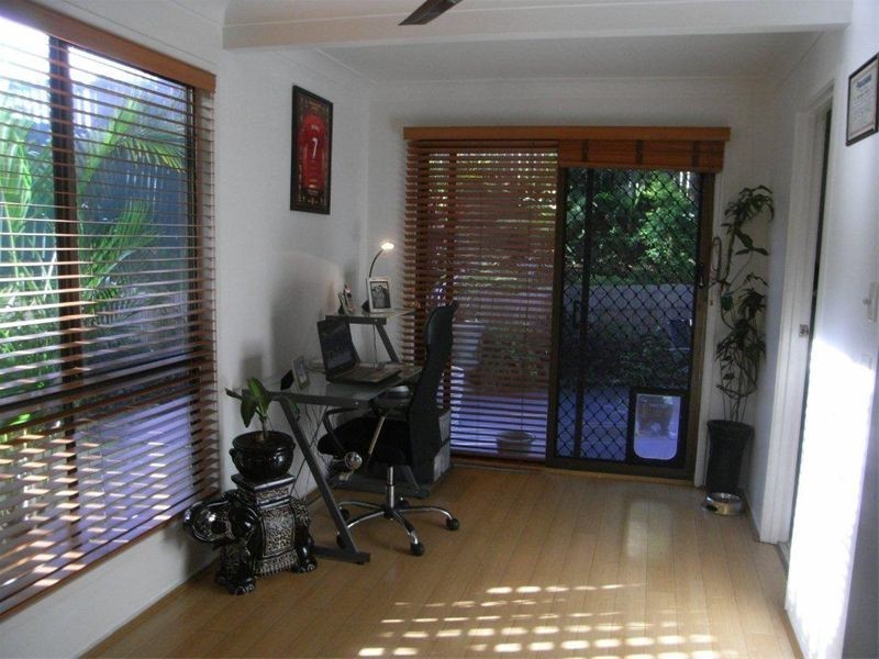 1/77 Olsen Avenue, Labrador QLD 4215