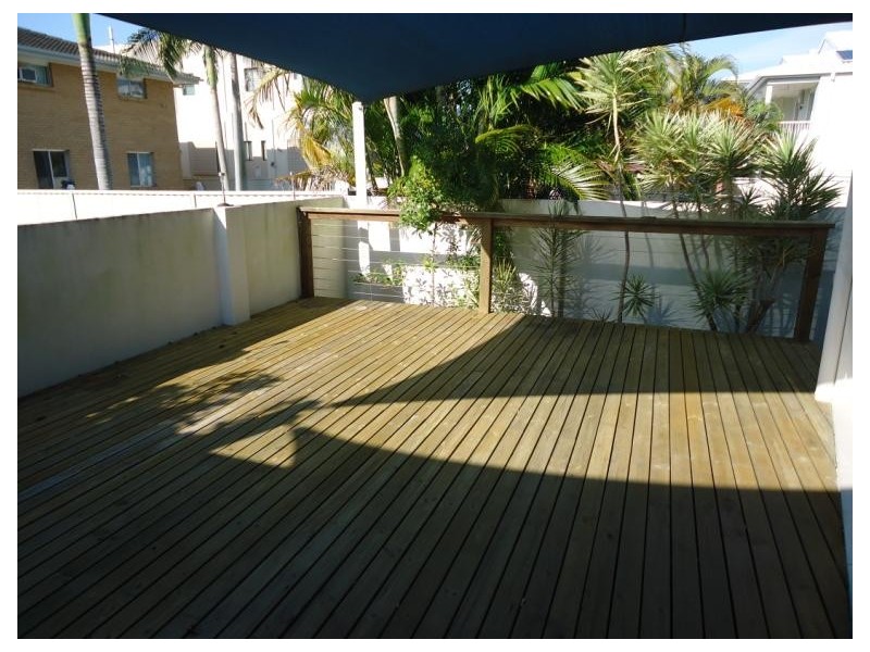 2/11 Mallard Avenue, Paradise Point QLD 4216