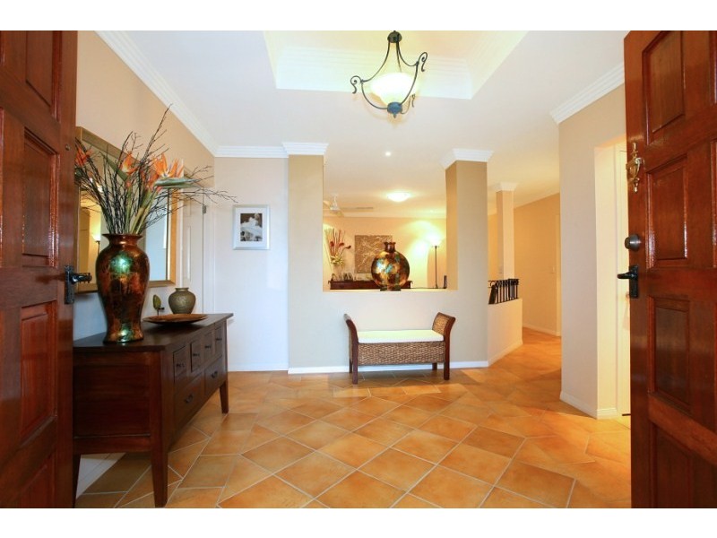 17 Eastbank Terrace, Helensvale QLD 4212