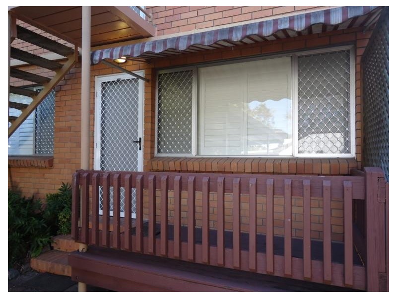 2/17 Meyer Street, Southport QLD 4215