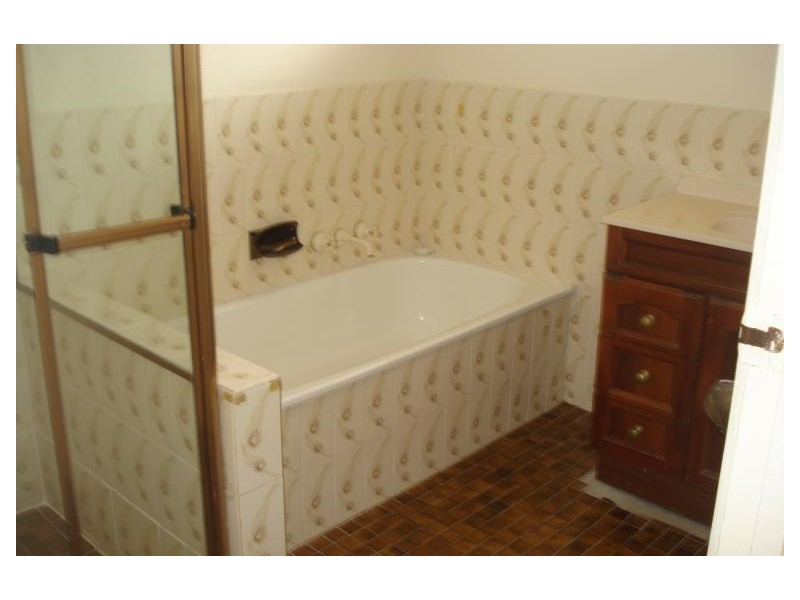 49 Hansford Road, Coombabah QLD 4216