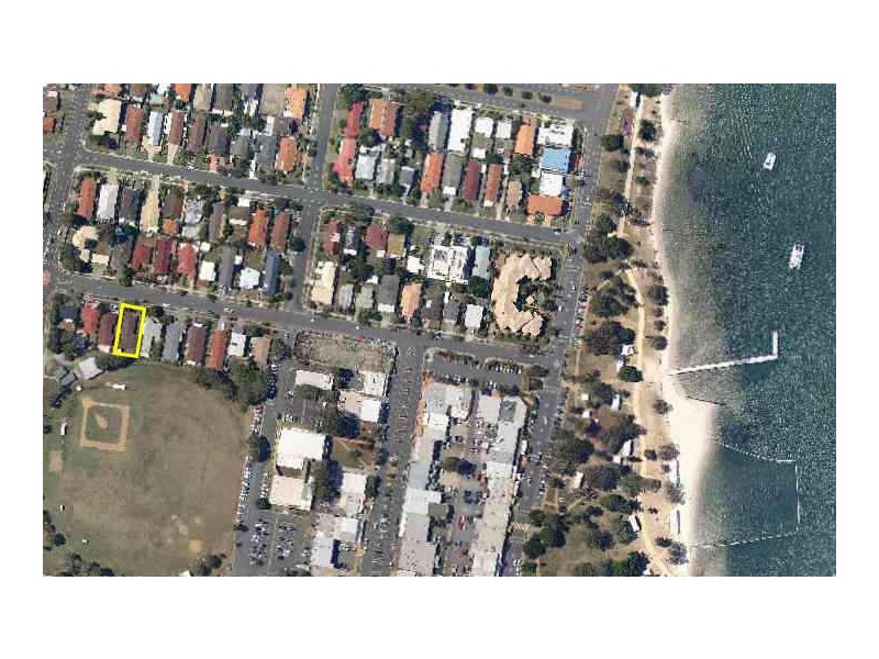 32 Bruce Avenue, Paradise Point QLD 4216