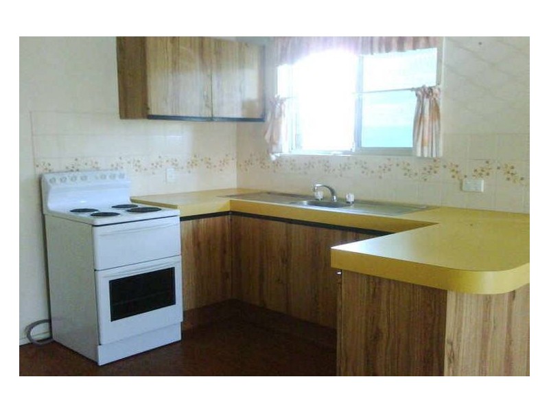 32 Bruce Avenue, Paradise Point QLD 4216