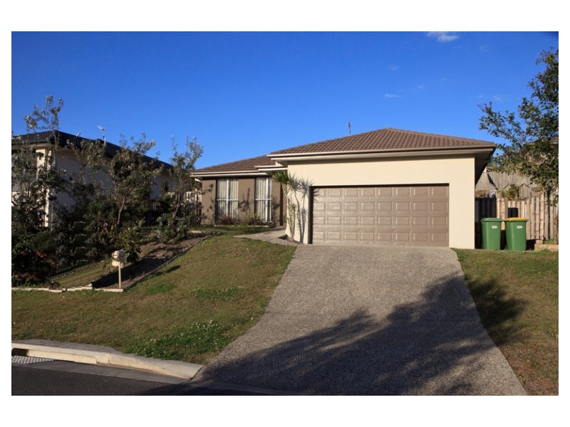 6 Sandow Street, Pacific Pines QLD 4211