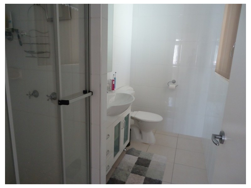 6 Penrith Court, Helensvale QLD 4212