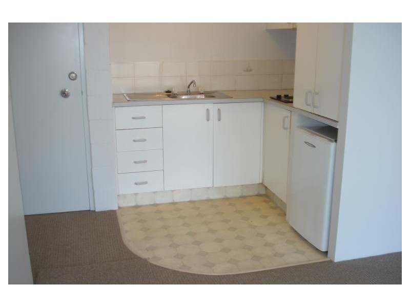 9/18 Abalone Avenue, Paradise Point QLD 4216