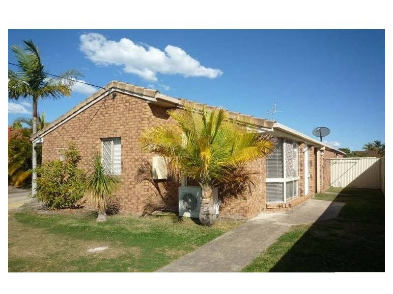 1/138 Whiting Street, Labrador QLD 4215